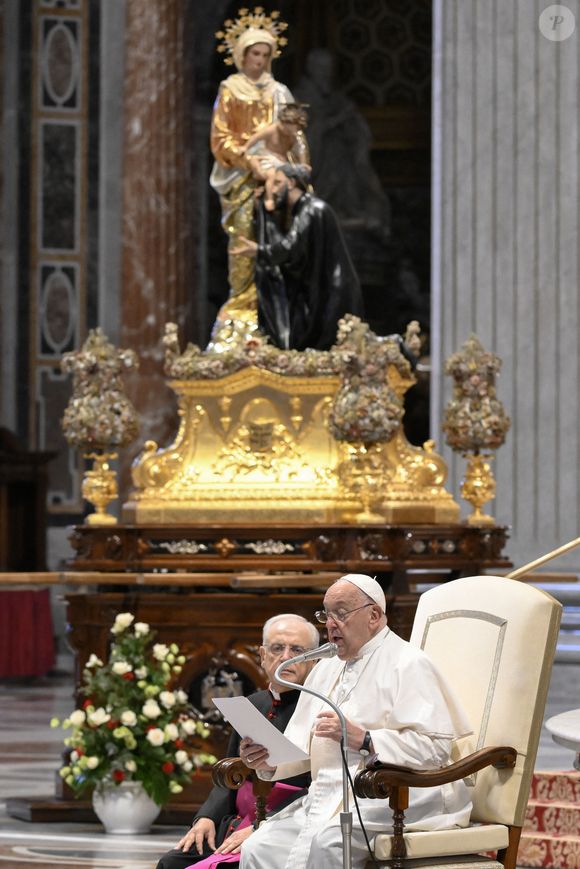 Le pape François lors de son audience avec les participants au pèlerinage organisé par les Ecclésiastiques réguliers des Théatines dans la basilique Saint-Pierre au Vatican. Le 14 septembre 2024
© Vatican Media / Zuma Press / Bestimage
