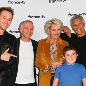 Cyril Féraud, Samuel Étienne, Sophie Davant et Nagui - Conférence de presse du Telethon 2022 à Paris le 21 octobre 2022.

© Coadic Guirec / Bestimage