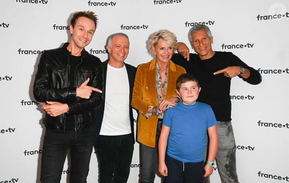 Cyril Féraud, Samuel Étienne, Sophie Davant et Nagui - Conférence de presse du Telethon 2022 à Paris le 21 octobre 2022.

© Coadic Guirec / Bestimage