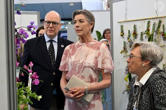 Le prince Albert II de Monaco, la princesse Caroline de Hanovre et Melanie De Massy guidés par la vice présidente du Garden Club Mme Cécilia Casiraghi ont inauguré le 57ème Concours International de Bouquets à Monaco, le 9 mai 2025.  © Bruno Bebert/Bestimage