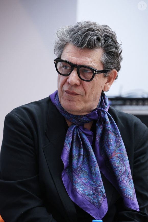 Exclusif - Marc Lavoine au Festival du Livre de Paris 2025 au Grand Palais à Paris le 12 avril 2025. © Denis Guignebourg / Bestimage