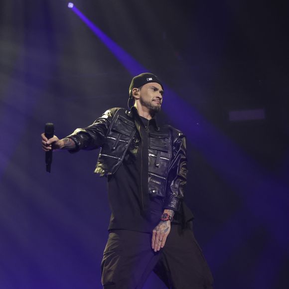 Billy Crawford et Coleen Garcia forment un couple depuis 2014. Après des fiançailles en 2016, ils se sont mariés en 2018 sur l'île de Balesin, aux Philippines d'où ils sont tous les deux originaires.

Exclusif - Billy Crawford - Sur la scène de la tournée « I Gotta Feeling » avec les chanteurs emblématiques des années 2000 au Dome de Paris - Paris le 04 octobre 2024 - © Jack Tribeca / Bestimage No web pour Belgique et Suisse
