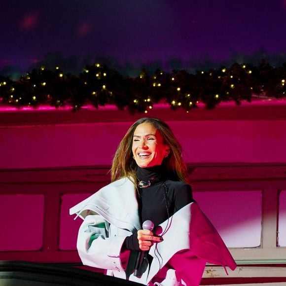 Vitaa lors du lancement des rêveries de Noël au BHV / Marais à Paris le 18 novembre 2025.

© Anne-sophie Guebey / Bestimage