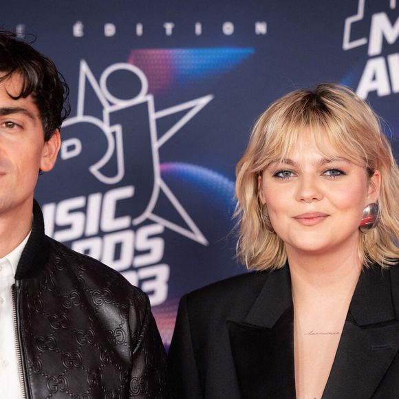 Tapis rouge des NRJ MUSIC AWARDS 2023. LOUANE ET FLORIAN ROSSI assistent au tapis rouge des NRJ MUSIC AWARDS 2023, au Palais des Festivals, à Cannes. Le 10 novembre 2023. Photo by Shootpix/ABACAPRESS.COM