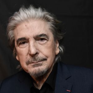 Serge Lama est une légende vivante de la chanson française

Exclusif - Serge Lama en backstage de la 38ème cérémonie des Victoires de la musique à la Seine musicale de Boulogne-Billancourt, France, le 10 février 2023. © Moreau-Veren/Bestimage