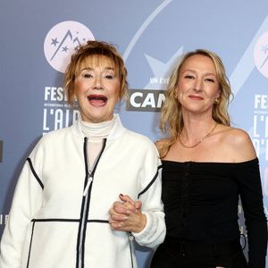 Marie-Anne Chazel et Audrey Lamy - Tapis rouge de la cérémonie d'ouverture du 29ème Festival International du Film de Comédie de l'Alpe d'Huez le 19 Janvier 2026. © Dominique Jacovides/Bestimage