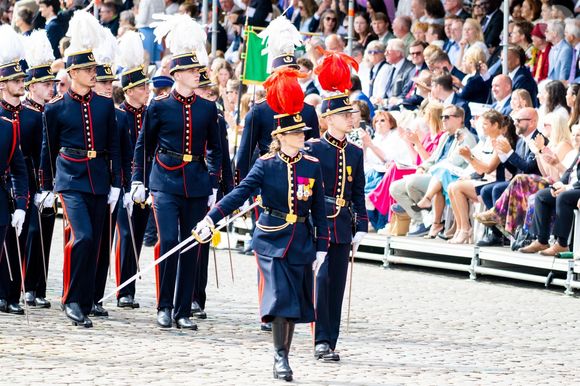 Le roi Philippe de Belgique, la reine Mathilde, la princesse Delphine et James O’Hare participeront aux célébrations de la Fête nationale 2025 devant le Palais royal à Bruxelles, en Belgique. Photo Backgrid USA / Bestimage