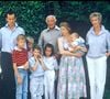 Cinq ans après l'entrée d'Exor au capital, Christian Louboutin évolue dans un marché du luxe plus difficile, marqué par un ralentissement de la demande. 

Archives - rendez-vous Giovanni Agnelli, sa femme Marella et sa famille, dont son fils Edoardo Agnelli, sa fille Margherita et ses petits-enfants John, Lapo, Ginevra, Pietro, Sofia et Maria, son petit-fils John Elkann à Villa Perosa. DANIEL ANGELI / BESTIMAGE