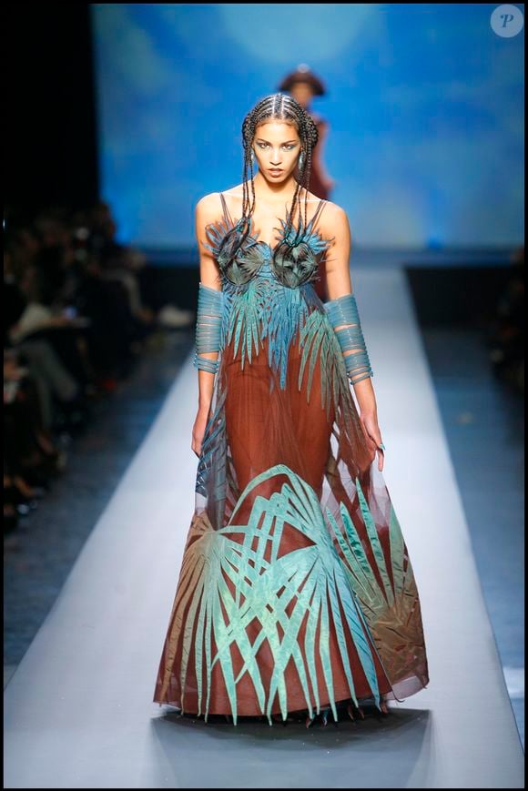 Chloé Mortaud au défilé de mode Jean-Paul Gaultier, haute couture printemps été 2010. © Rindoff-Borde / Bestimage