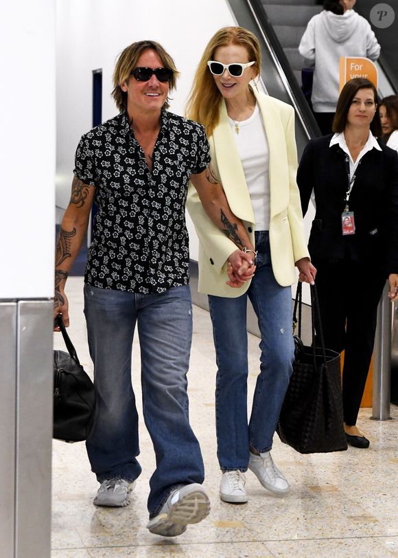 Keith Urban et Nicole Kidman à l'aéroport de Sidney
©Backgrid USA / Bestimage