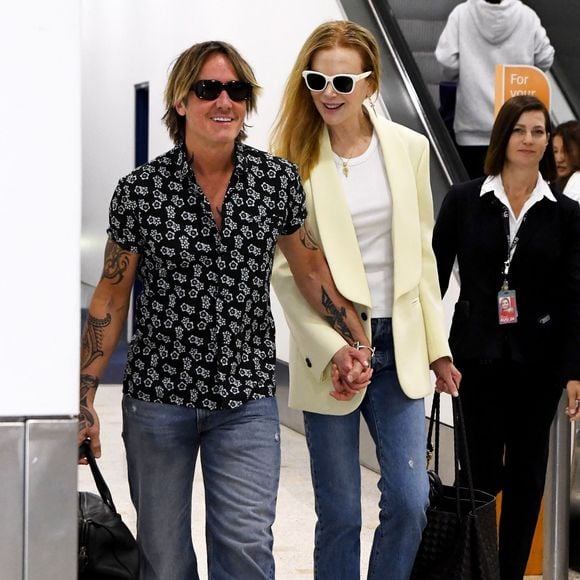 Keith Urban et Nicole Kidman à l'aéroport de Sidney
©Backgrid USA / Bestimage