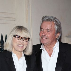 Alain Delon et Mireille Darc le 4 mai 2013 à Cannes, France.

©Agence / Bestimage