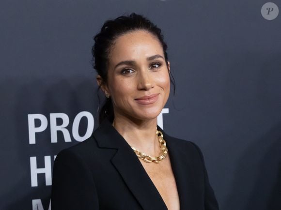 Le prince Harry, duc de Sussex et Meghan Markle, duchesse de Sussex, lors du 3ème gala annuel du projet "Healthy Minds" aux Spring Studios à New York, le 9 octobre 2025. © NDZ/StarMax/Bestimage