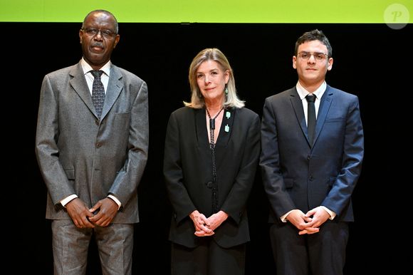Louis Philippe Dalembert, la princesse Caroline de Hanovre, et Ruben Barrouk - La princesse Caroline de Hanovre et sa fille Charlotte Casiraghi ont assisté à la cérémonie de proclamation de l'édition 2025 des Prix de la Fondation Prince Pierre à l'opéra Garnier à Monaco, le 14 octobre 2025.
© Bruno Bebert / Bestimage