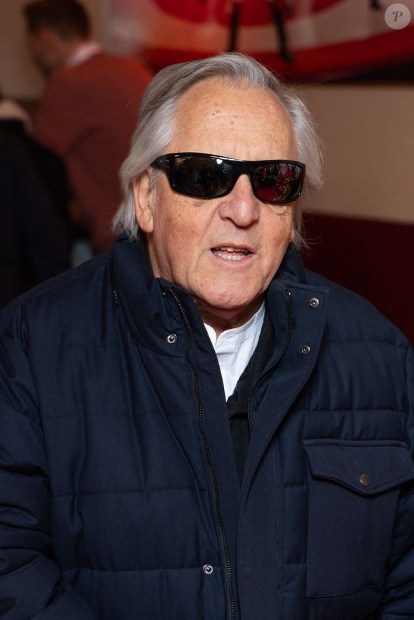 Gilbert Montagné assiste à la soirée d'ouverture de Tempo, la nouvelle production du Cirque d'Hiver Bouglione, Paris, France le 18 octobre 2025. Photo by David Boyer/ABACAPRESS.COM