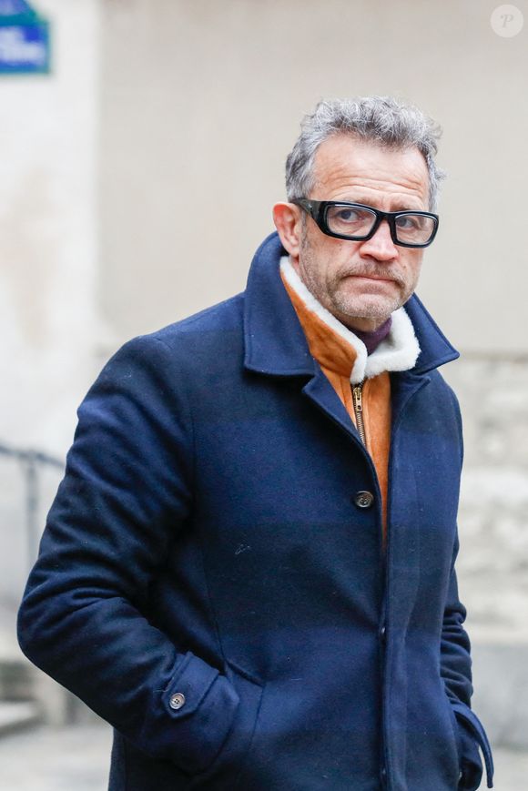 Fabien Galthié à la sortie des obsèques de Jean-Luc Petitrenaud en l'église Saint-Pierre-du-Gros-Caillou à Paris, France, le 17 janvier 2025. © Christophe Clovis/Bestimage