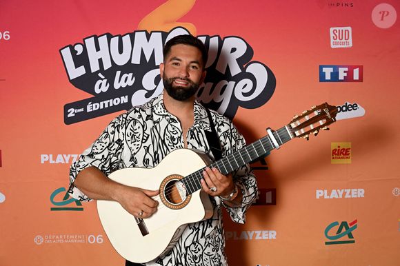 Exclusif - Kendji Girac au photocall lors de l'enregistrement de l'émission "L'humour à la plage" pour la 2eme édition du festival de Juan les Pins à la pinède Gould le 27 juin 2025.  © Bruno Bebert / Bestimage