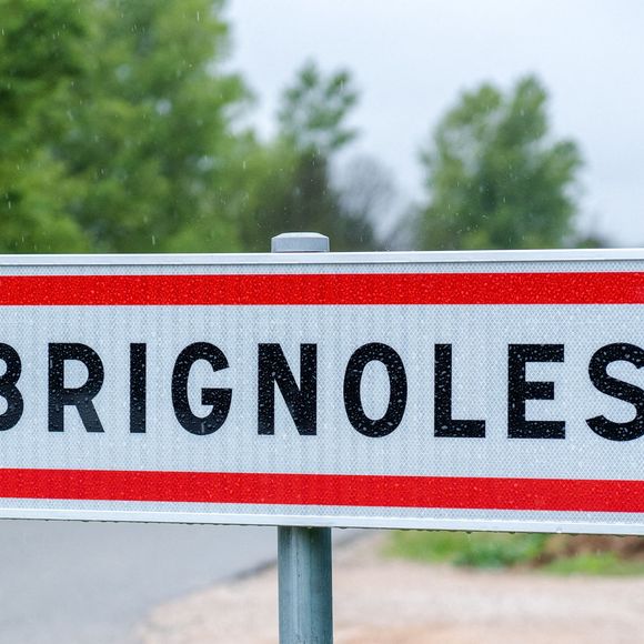dans le sud de la France, à Brignoles, 

Brignoles dans le Var, dans le sud de la France. Le 29 avril 2021. L'acteur hollywoodien George Clooney et son épouse, l'avocate Amal, deviendront propriétaires d'un domaine de 170 hectares situé dans le sud de la France à Brignoles. Photo by Florian Escoffier/ABACAPRESS.COM