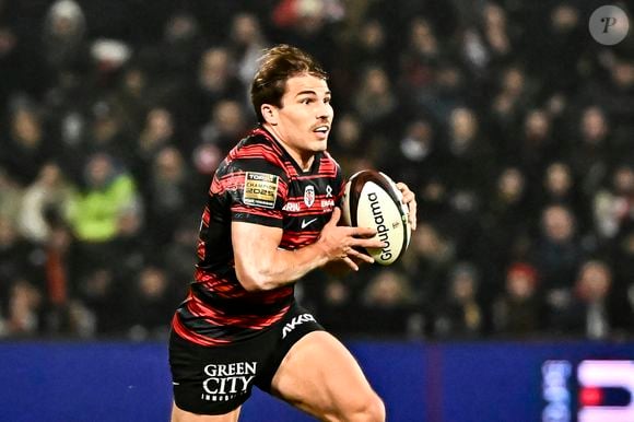 Retour d Antoine Dupont (st) après 9 mois d absence face au Racing92. © Thierry Breton/PsnewZ/Bestimage