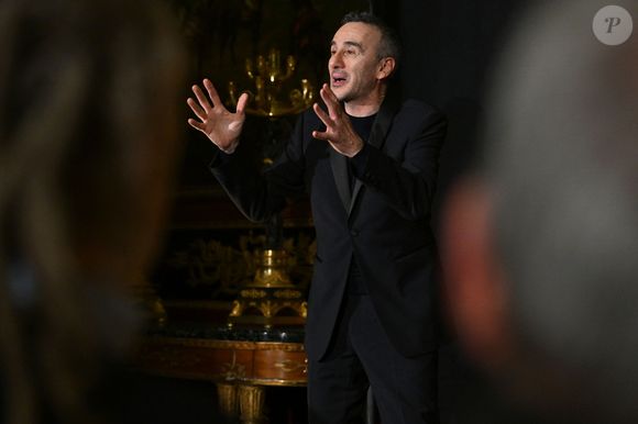 EXCLUSIF - Elie Semoun, l'humoriste, acteur, scénariste, réalisateur français, s'est produit bénévolement, avec son nouveau spectacle, Cactus, pour une soirée unique dans les salons du Musée Masséna à Nice, le 22 janvier 2026, au profit de la Fondation Claude Pompidou, et organisée par le célébre artiste plasticien Stéphane Bolongaro © Bruno Bebert/Bestimage