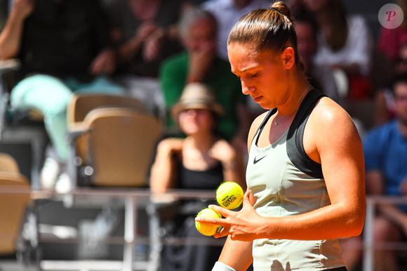 Diane Parry (FRA) lors des internationaux de France de Tennis de Roland Garros 2026, à Paris, France, le 30 mai 2026. © Baptiste Autissier/Psnewz/Bestimage
