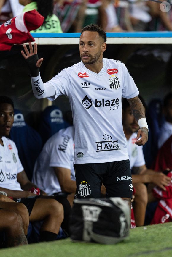 Le footballeur a eu une petite fille

Neymar avec l'équipe de Santos au Brésil le 13 avril 2025 à Rio de Janeiro. Photo by SPUS/ABACAPRESS.COM