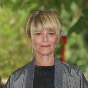 Marina Foïs au photocall du film "La Femme la plus riche du monde" lors de la 18ème édition du Festival du Film Francophone de Angoulême (FFA), France, le 26 août 2025. © Coadic Guirec/Bestimage