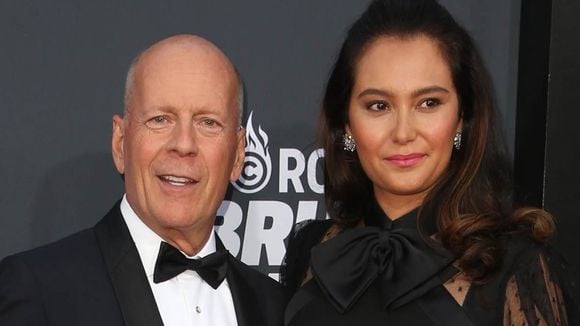 Cette photo dit tant de choses" : Bruce Willis atteint de démence, sa femme  Emma sort de sa réserve - Purepeople