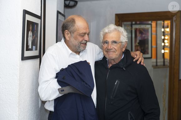 Exclusif - Eric Dupond-Moretti, Michel Boujenah - Spectacle d'Eric Dupond-Moretti "J'ai dit oui" au théâtre de Verdure lors du 41ème Festival de Ramatuelle, le 4 août 2025. 
© Cyril Bruneau / Festival de Ramatuelle / Bestimage