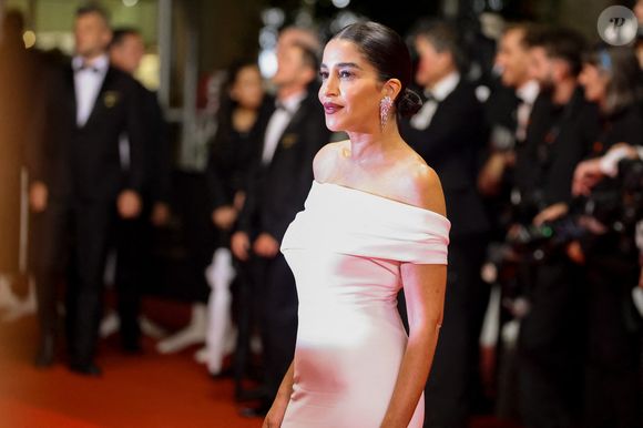 Leïla Bekhti - Montée des marches du film « Alpha » lors du 78ème Festival International du Film de Cannes, au Palais des Festivals à Cannes. Le 19 mai 2025
© Jacovides-Moreau / Bestimage
