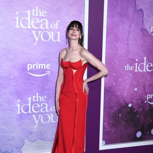 New York, NY - Anne Hathaway assiste à la première new-yorkaise de « The Idea of ​​You » de Prime Video au Jazz at Lincoln Center à New York. © Backgrid USA / Bestimage