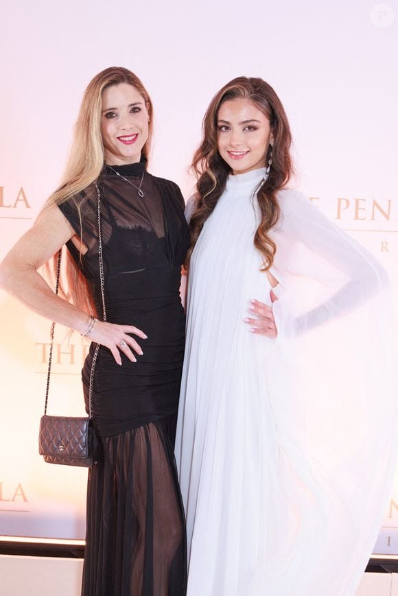 Claire Francisci participe à un photocall pour le Gala d'hiver du Peninsula Paris, avec un cocktail dînatoire orchestré par le chef exécutif David Bizet et le chef pâtissier Anne Coruble à l'hôtel Peninsula à Paris, France, le 27 novembre 2025. Photo by David Boyer/ABACAPRESS.COM