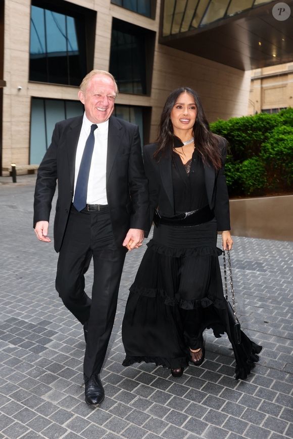 New York, NY  - EXCLUSIF  - Salma Hayek et son mari François-Henri Pinault profitent d'un dîner d'anniversaire intime à New York après leur séjour à Cannes (Backgrid USA / Bestimage).