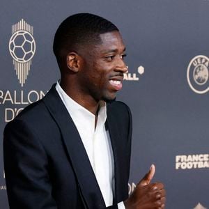 Ousmane Dembele, réagit après avoir remporté le Ballon d'Or masculin lors de la cérémonie de remise du Ballon d'Or France Football 2025 au Théâtre du Chatelet à Paris, France, le 22 septembre 2025. © Xinhua/ABACA