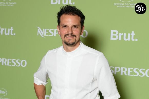 Face à ce drame, le célèbre chef Juan Arbelaez a pris la parole pour partager sa grande tristesse.

Juan Arbelaez - Soirée Nespresso x Brut 2025 lors du 78ème Festival de Cannes à La Plage Nespresso le 15 mai 2025. © Lionel Urman/Bestimage