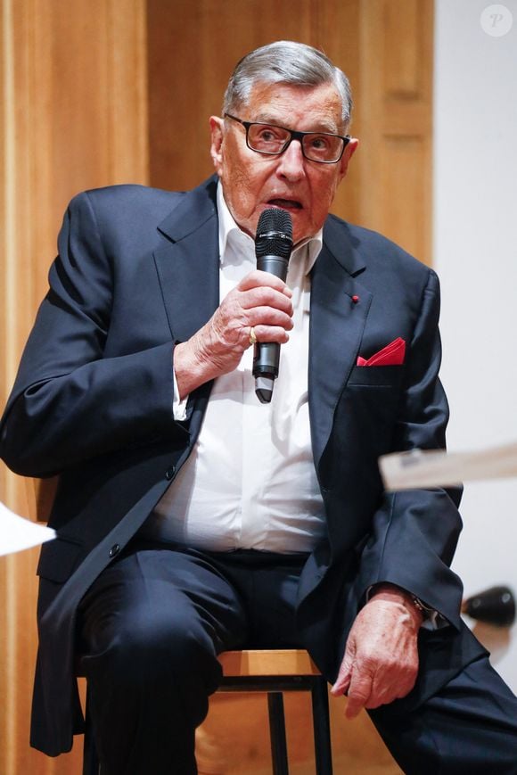 Exclusif - Jean-Claude Camus lors de la conférence de presse  pour la sortie du livre de JC.Camus "Pas né pour ça" à la mairie de Puteaux le 27 mai 2025.
© Christophe Clovis / Bestimage