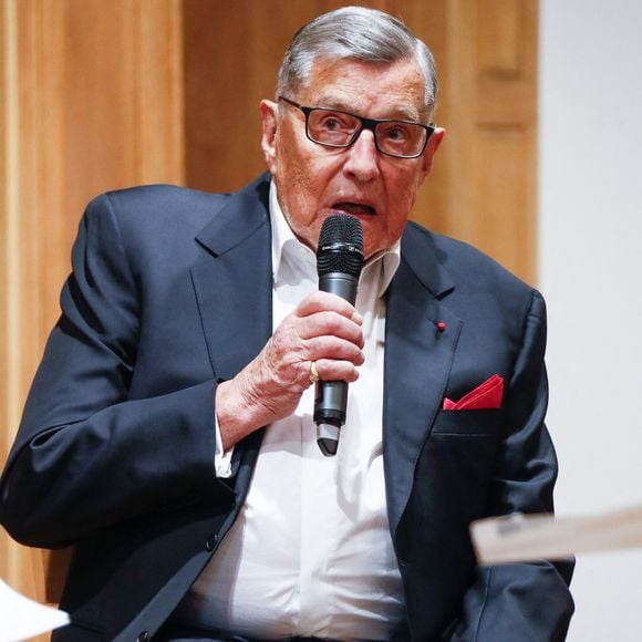 Exclusif - Jean-Claude Camus lors de la conférence de presse  pour la sortie du livre de JC.Camus "Pas né pour ça" à la mairie de Puteaux le 27 mai 2025.
© Christophe Clovis / Bestimage