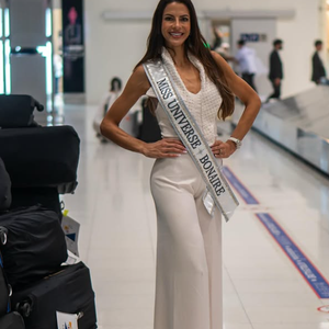 Nicole Visser Peiliker, miss Bonaire, est candidate à Miss Univers