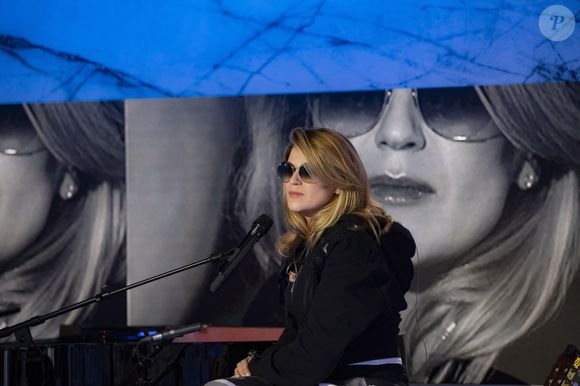 Melody Gardot - Enregistrement de l'émission "Clique", présentée par M.Achour le 21 mai 2021 et diffusée en clair sur Canal + le 23 mai
Photo par Jack Tribeca / Bestimage