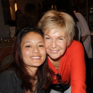 Exclusif - Véronique Jannot et sa fille Migmar - Dédicace du livre de Jean Testanière "Messager de l'invisible" avec S.Vartan et V.Jannot chez Paillettes à Paris le 19 septembre 2024. © Coadic Guirec/Bestimage