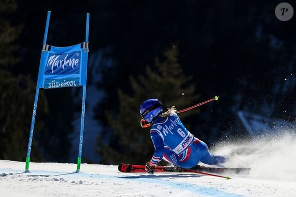 Ses obsèques ont eu lieu dans la petite église de Montagnole, dans les hauteurs de Chambéry, en Savoie

Coupe du monde de ski FIS, slalom géant féminin sur la piste Erta, à Kronplatz, Italie. © Luca Tedeschi/LPS/Zuma Press/Bestimage