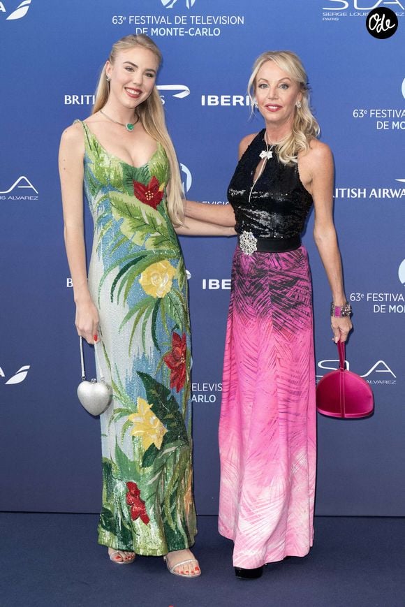Camilla et Maria-Carolina de Bourbon des Deux-Siciles ont pris place dans les gradins de la salle

La princesse Camilla de Bourbon des Deux-Siciles et la princesse Maria Carolina de Bourbon des Deux-Siciles assistent à la cérémonie d'ouverture du 63e Festival de télévision de Monte-Carlo, le 14 juin 2024 à Monte-Carlo, Monaco. Photo de David NIVIERE/ABACAPRESS.COM