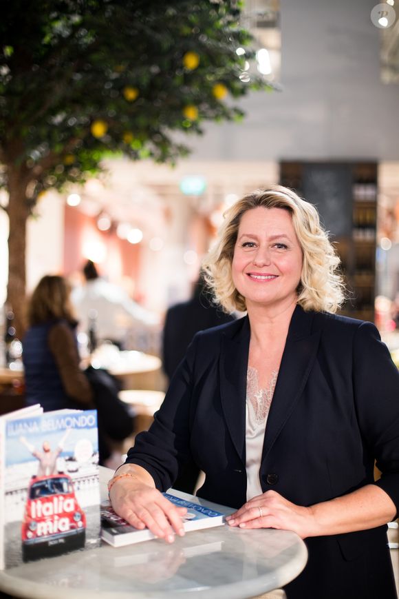 Exclusif - Luana Belmondo lors du lancement de son livre "Italia mia Luana cuisine Rome" et de l'annonce de la diffusion de la série d'émissions sur la chaîne TV My Cuisine, au  restaurant l'Osteria del Vino du marché spacieux Eataly Paris Marais à Paris le 7 novembre 2019. © Tiziano Da Silva - Pierre Perusseau/Bestimage