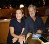 Exclusif - Antoine de Caunes et sa femme Daphné Roulier lors de la générale du spectacle musical "Singin' in the rain" au théâtre du Lido à Paris le 17 septembre 2026. © Coadic Guirec / Bestimage