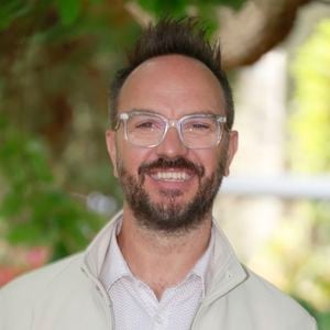 Après 22 ans à Paris, Jarry a choisi le Sud plutôt que de rester dans la capitale, un pari que beaucoup pensaient suicidaire pour sa carrière.


Jarry, film Jour J
La 18ème édition du festival du Film Francophone d'Angoulême. © Christophe Aubert via Bestimage