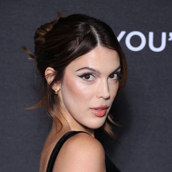 Iris Mittenaere compte bien suivre ses envies, qu’importe ce que les gens peuvent en penser.

Iris Mittenaere au défilé " L' OREAL " Collection Prêt-à-Porter Printemps-Été lors de la Fashion Week de Paris (PFW). © Denis Guignebourg / Bestimage