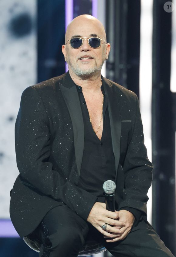 Pascal Obispo - Les célébrités se mobilisent pour la 38ème édition du Téléthon dans les studios de France 2 à Paris, le 29 novembre 2024.
© Coadic Guirec / Bestimage