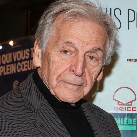 Pour "Le Parisien", il s'est confié sur sa collaboration, durant le tournage, avec la star de "Bienvenue chez les Ch'tis". 

Exclusif - Le réalisateur Costa-Gavras et la productrice Michèle Ray-Gavras à l'UGC Ciné Cité de Bordeaux pour l'avant-première du film "Le dernier souffle", le 16 janvier 2025. ©Jean-Marc Lhomer/Bestimage