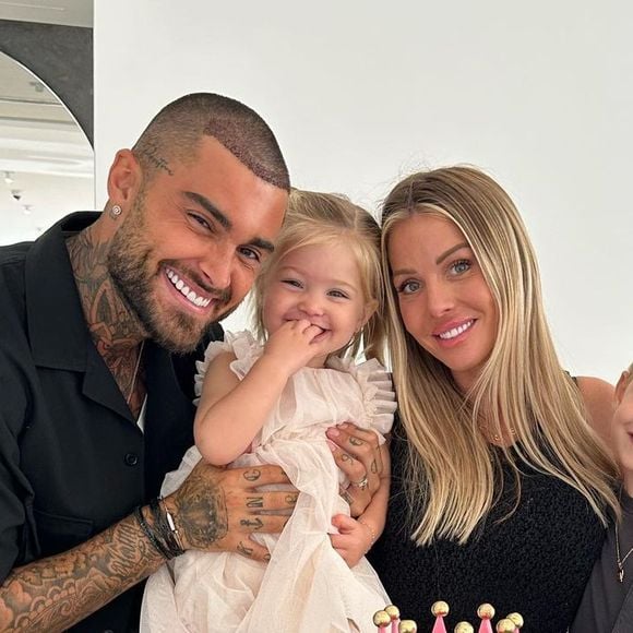 Jessica Thivenin, Thibault Garcia et leur fille Leewane.
Crédit : Instagram