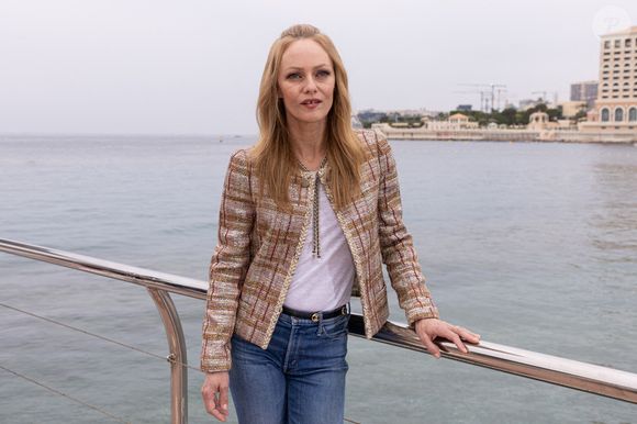 Cet hôtel 5 étoiles abrite un spa et un restaurant deux étoiles

Vanessa Paradis pose avant le défilé de la Chanel Cruise Collection 2022-23 qui s'est déroulé sur la plage de Monte Carlo à Monaco. Monaco le 5 mai 2022. Photo par Marco Piovanotto/ABACAPRESS.COM